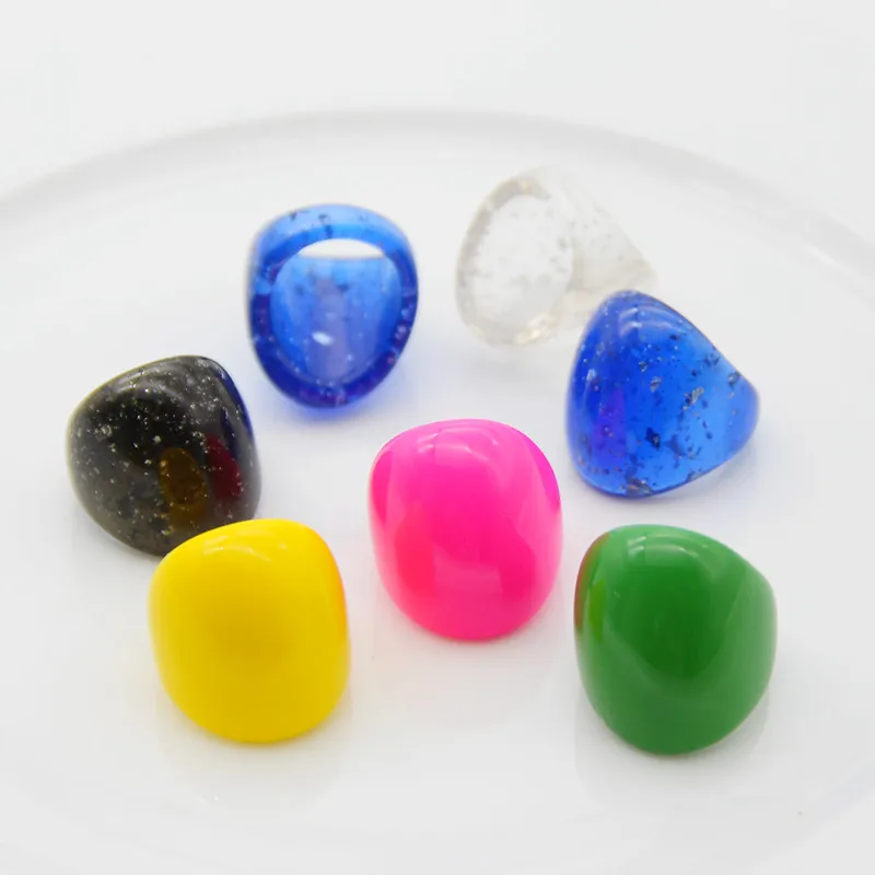 FishSheep Punk Geometric Big Resin Rings For Women Colorful Large Round Acrylic Glitter Finger Ring Female Fashion Party Jewelry