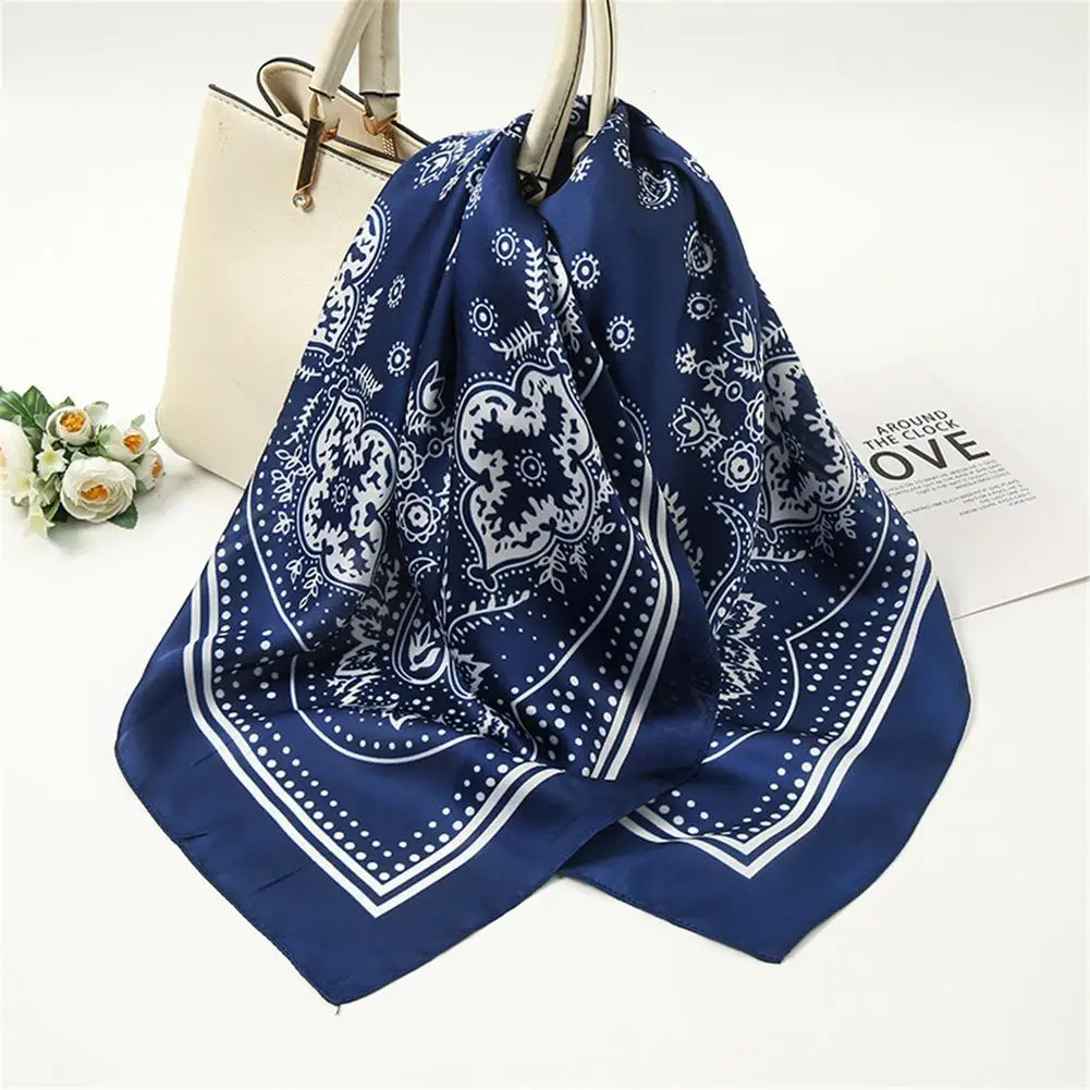 2021 Vintage Bandana Paisley Print Square Scarf Imitated Silk Scarf Chic Retro Headscarf Man/Women Fashion Headwear