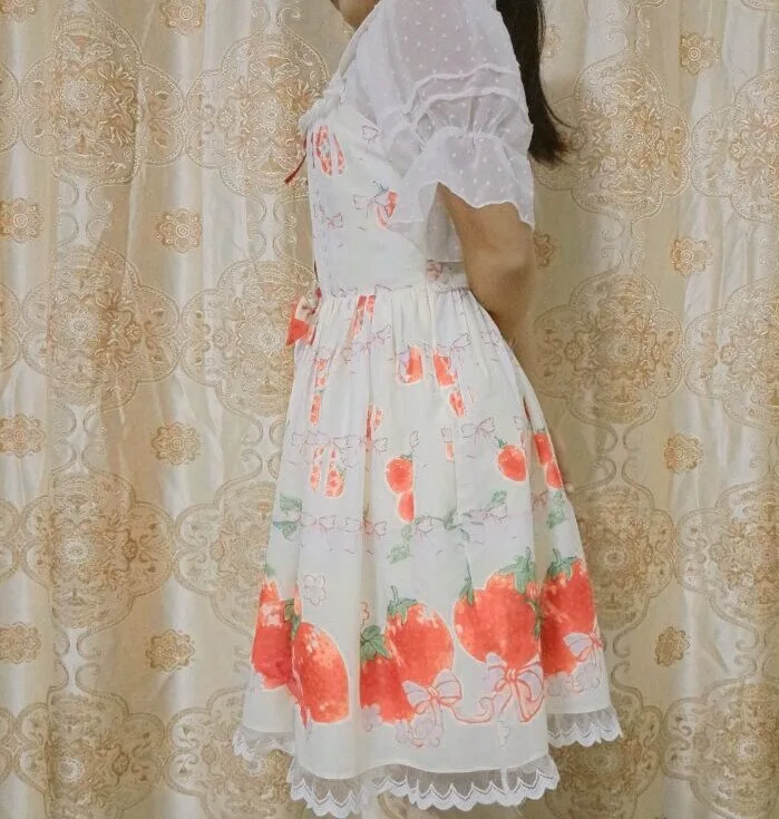 Robe Lolita vintage pour filles, imprimé avec nœud papillon à la fraise, mignonne, taille haute, bretelles victoriennes, kawaii, lolita cos loli