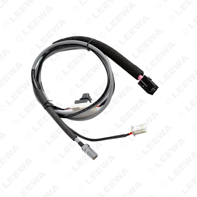 LEEWA Car Audio USB AUX Interface Switch 5Pin Plug Adapter for Toyota Corolla Camry Reiz RAV4 Prius Highlander Harness Cable Kit