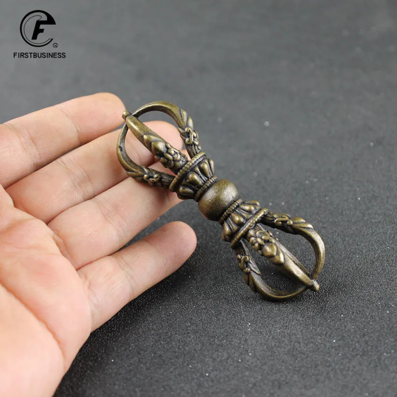 Colgante de cobre antiguo hecho a mano, collar de ocho cabezas de dragón, Mantra, Vajra, Dorje, joyería, decoración de coche budista del tíbet