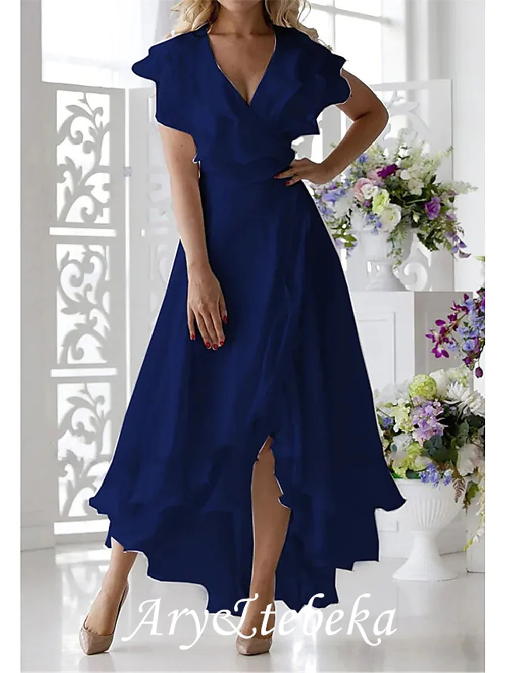 A-Line Mother of the Bride Dress Elegant V Neck Asymmetrical Chiffon Short Sleeve with Ruffles Split Front 2021