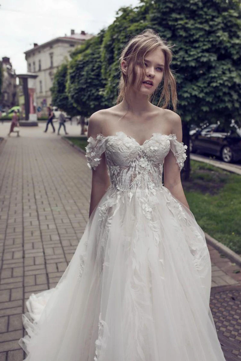 Vestido de novia bohemio con hombros descubiertos, con Apliques de encaje, para playa, vestido de novia de princesa, hecho A medida