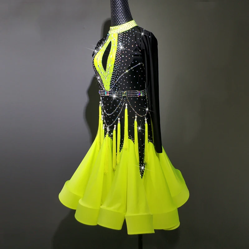 2021 Fluorescent Yellow Latin Dance Competition Dress Women Long Sleeves Rhinestone Fringe Dance Wear Girls Latin Dress BL6930