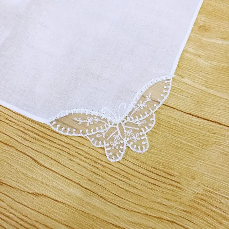 

28x28cm Women Plain White Square Handkerchiefs Crochet Butterfly Lace Corner Bridal Wedding DIY Cotton Napkin Pocket Hanky Towel