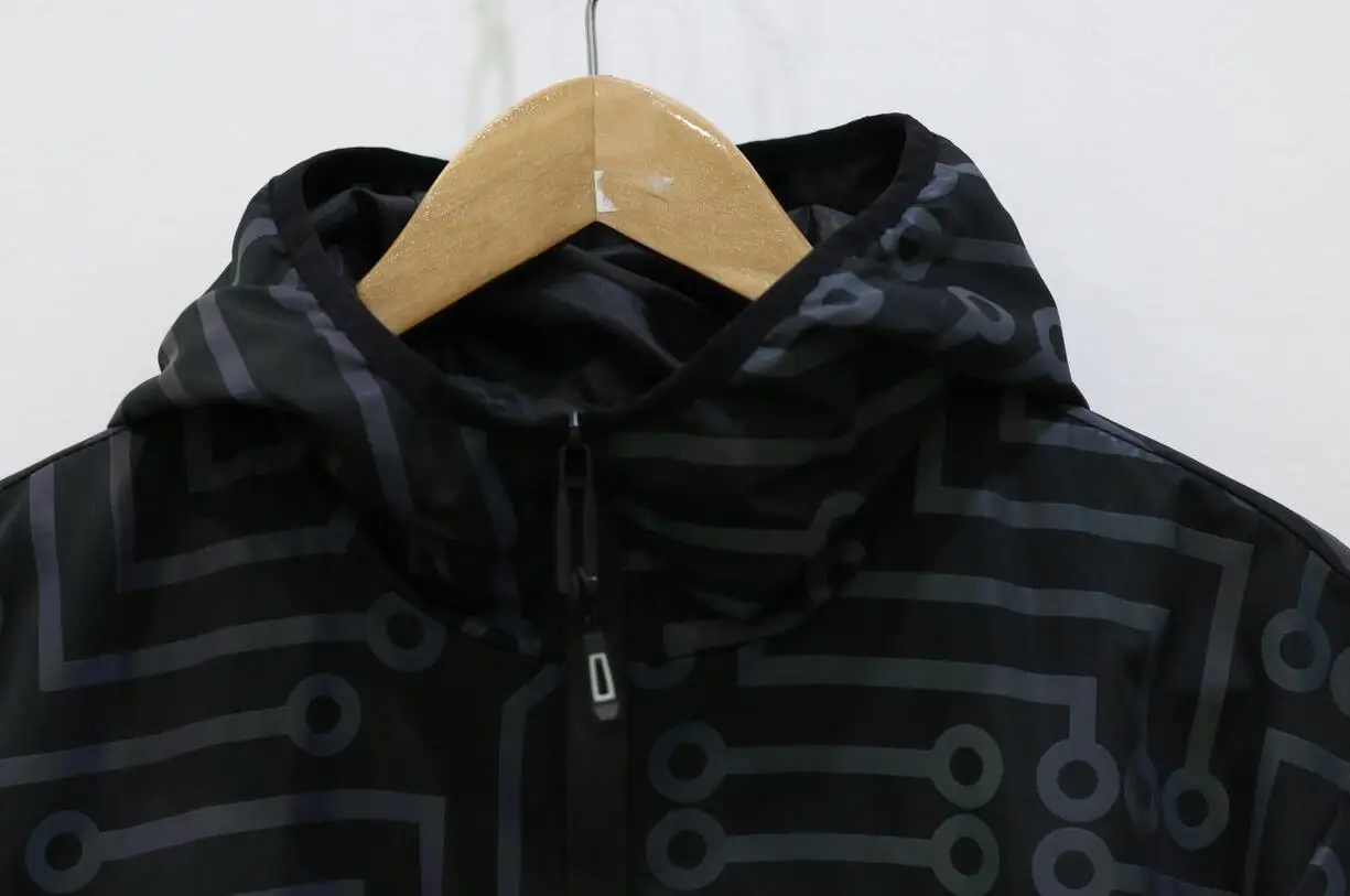 Men Geometric Circuit Lines Colorful Reflective Jackets Hip Hop Windbreaker Men's Reflect Light Casual Coats Jaqueta Masculina 148 Ha80729e857c04687b47609971c436c8bW