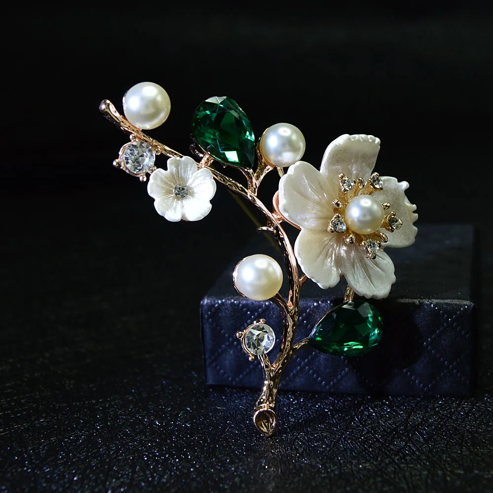 CINDY XIANG Shell And Pearl Flower Brooches For Women Elegant Fashion Pin Red Crystal Brooch Wedding Jewelry High Quality image 2