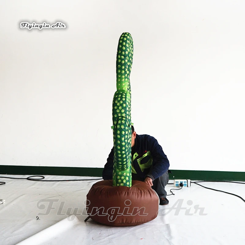 Simulated Green Inflatable Cactus Balloon Potted Plant Replica For Park Decoration