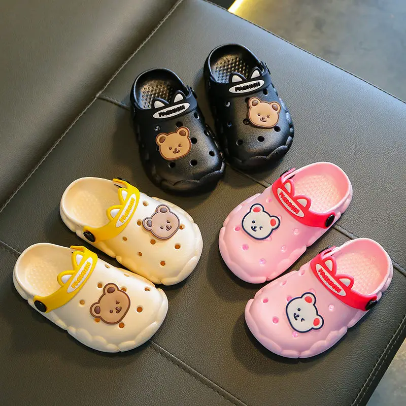 Fashion Bear Children Sandals Super Light Soft Sole Kid Clogs Summer Comfort Non-Slip Outdoor Beach Sandals Girls Boys Shoes