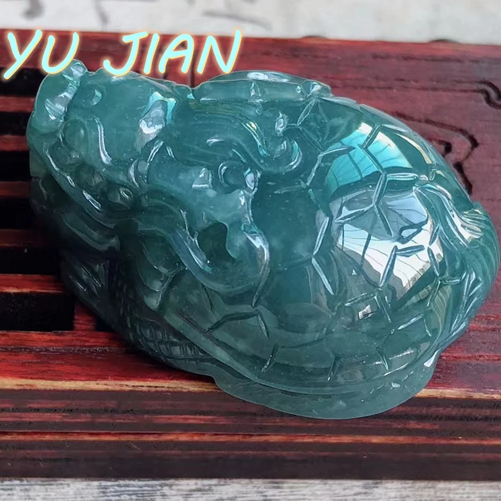 New Traditional Chinese Craftsmanship Jadeite Holy Beast Dragon Tortoise Handle Ornaments Emerald Jade Pendant Necklace Jewelry