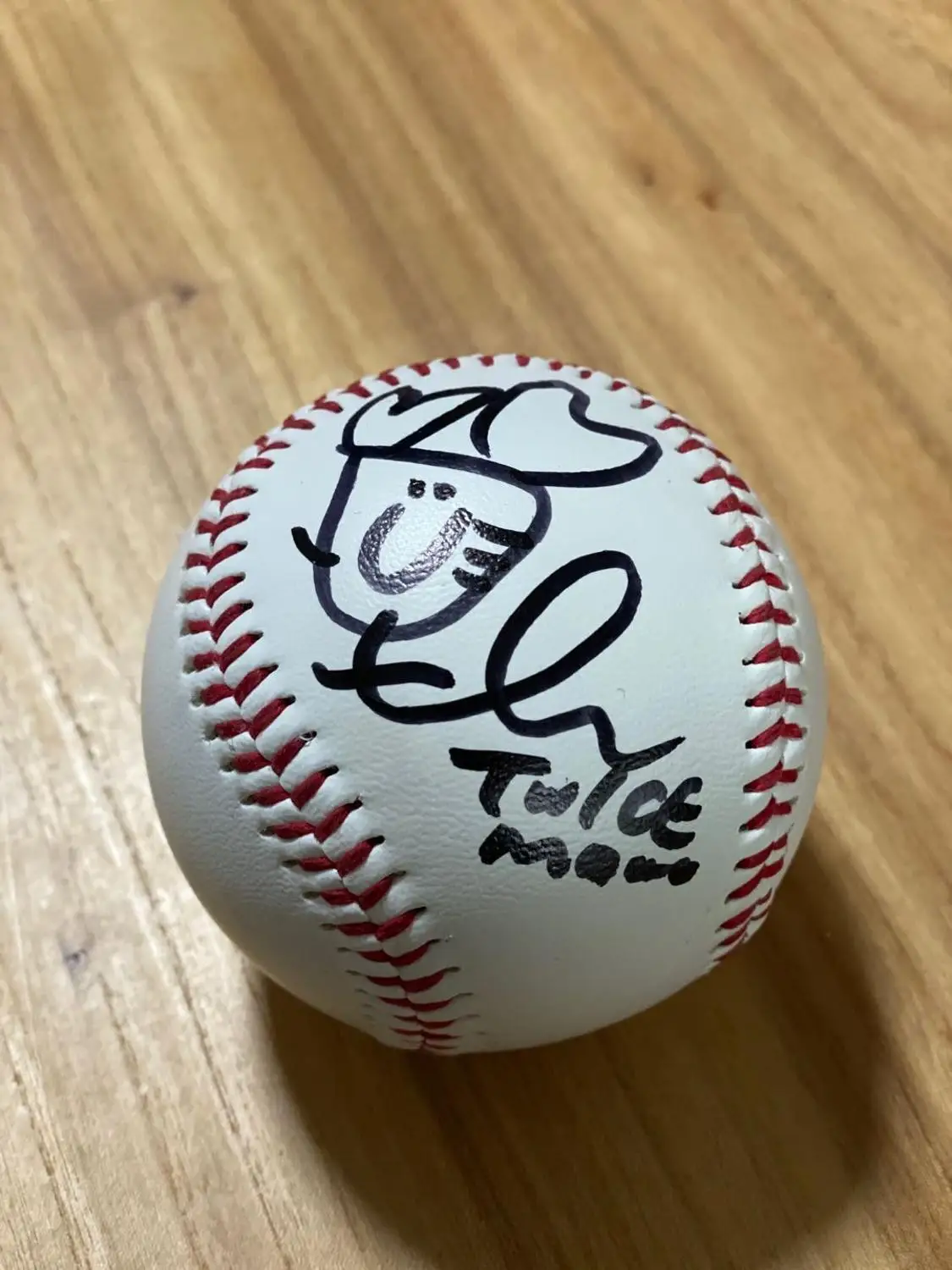 hand signed TWICE MOMO autographed  ball baseball K-POP limited version