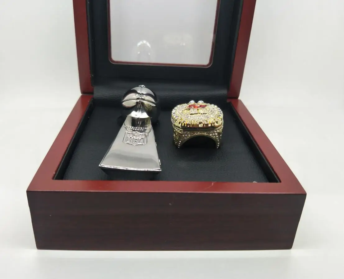 2021 tampa bay  football trophy and rings display box Vince trophy