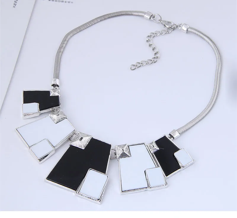 Fotografia 3: Kymyad gargantilha colar para mulheres, de liga geométrica, bijuterias femininos, simples e estiloso de correntes robustas