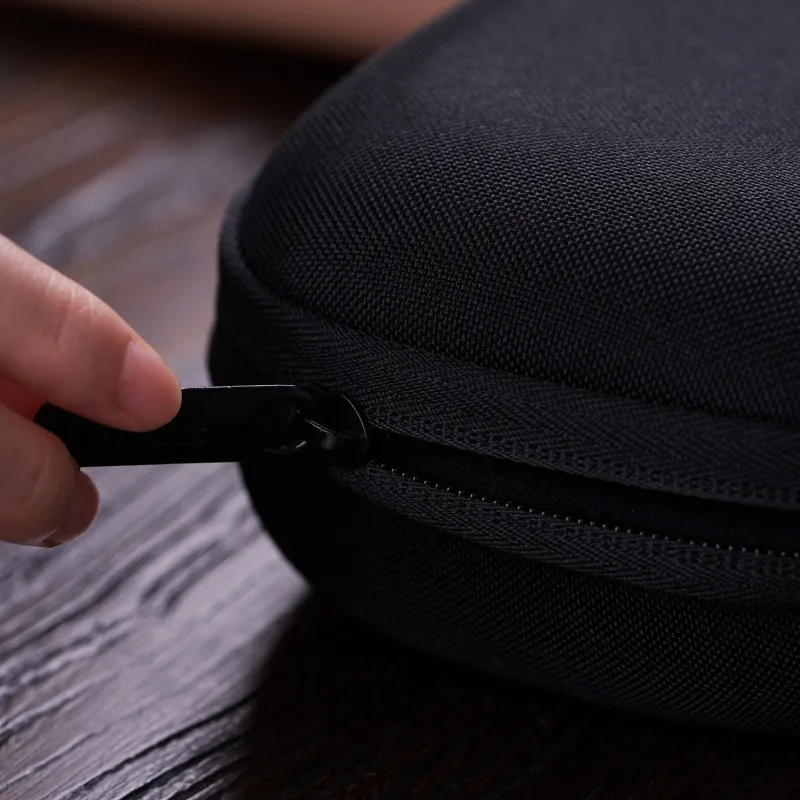 حقيبة سفر كلاسيكية لجهاز التحكم ، Pro 2 ، وحدة تحكم Pro ، PS5 ، PS4 ، وحدة تحكم Xbox One والمزيد