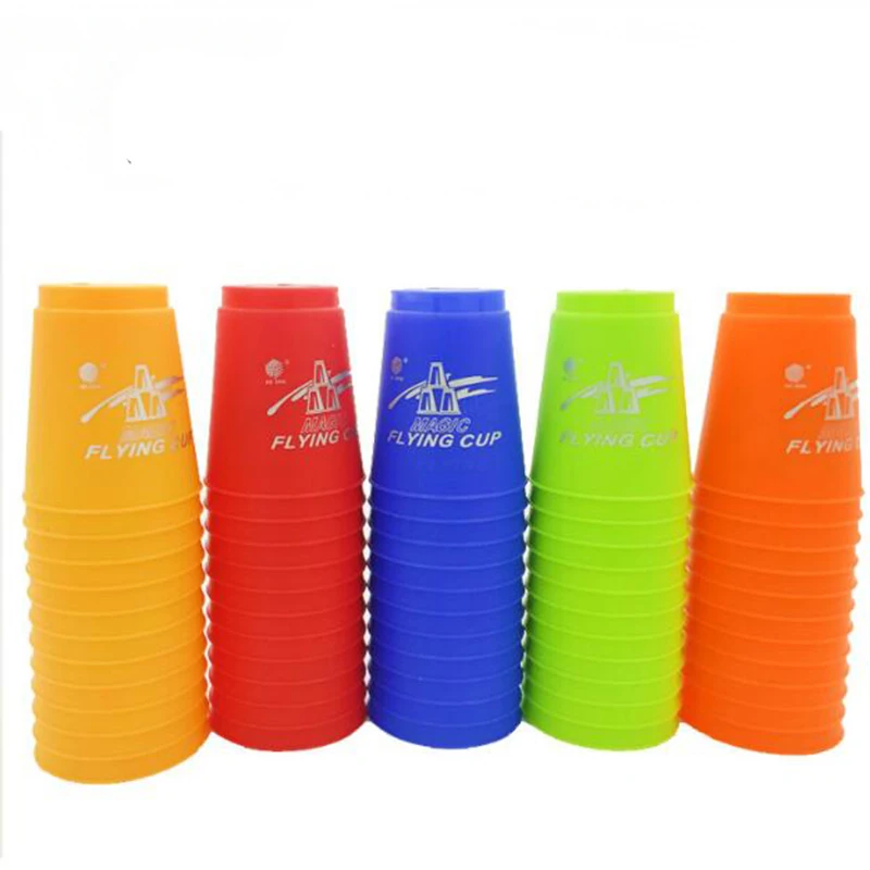 12 pz/set Magic Flying Cup Speed Sport tazze impilabili allenamento dedicato Puzzle gioco utilizzando Sport competitivi giocattolo bambini bambini.