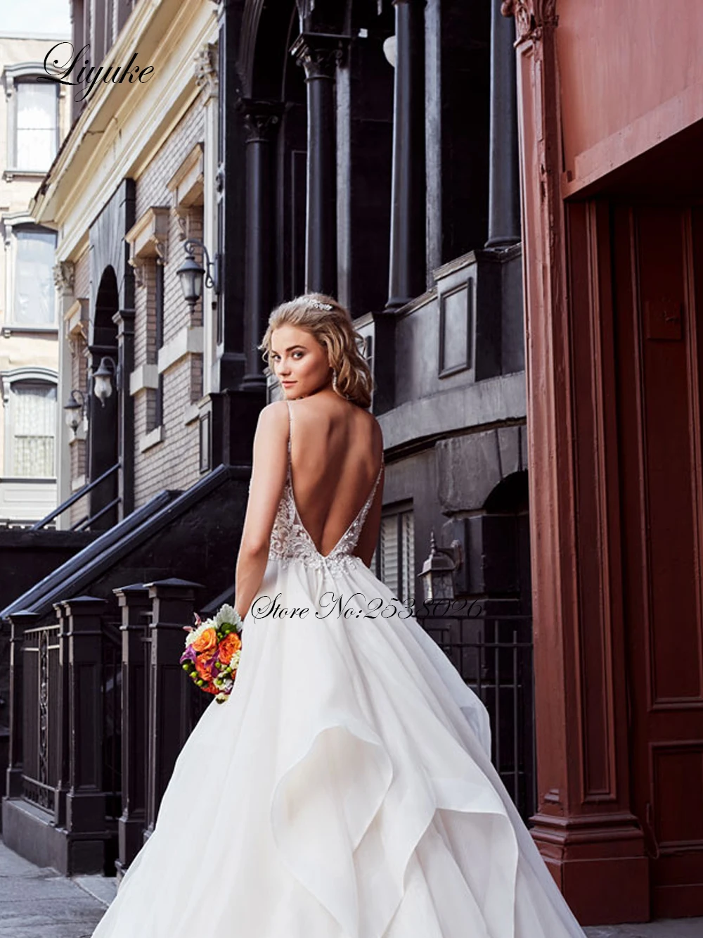 Liyuke vestido de casamento linha com decote em v profundo e deslumbrante saia de organza com alça fina de casamento