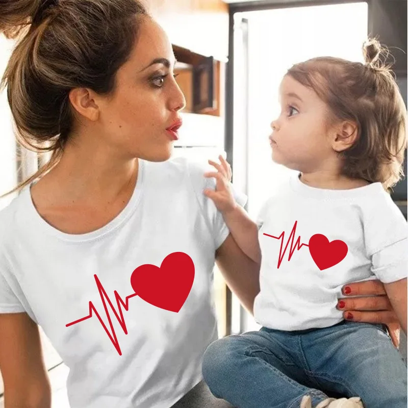 Family Clothes Mother and daughter summer clothes Fashion Clothes Mother Baby Girl Clothes Mommy And Me Family Heartbeat Tshirts