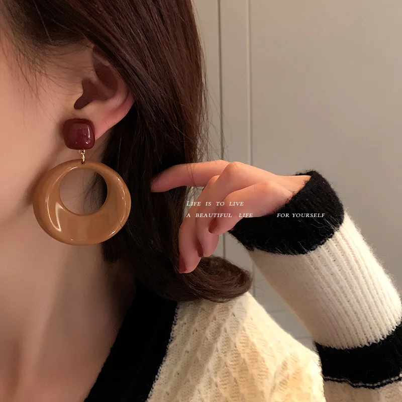 Trendy French Fashion Retro Oversize Arylic Earrings For Women Brown Classic Dorp Earring Girl Jewelry