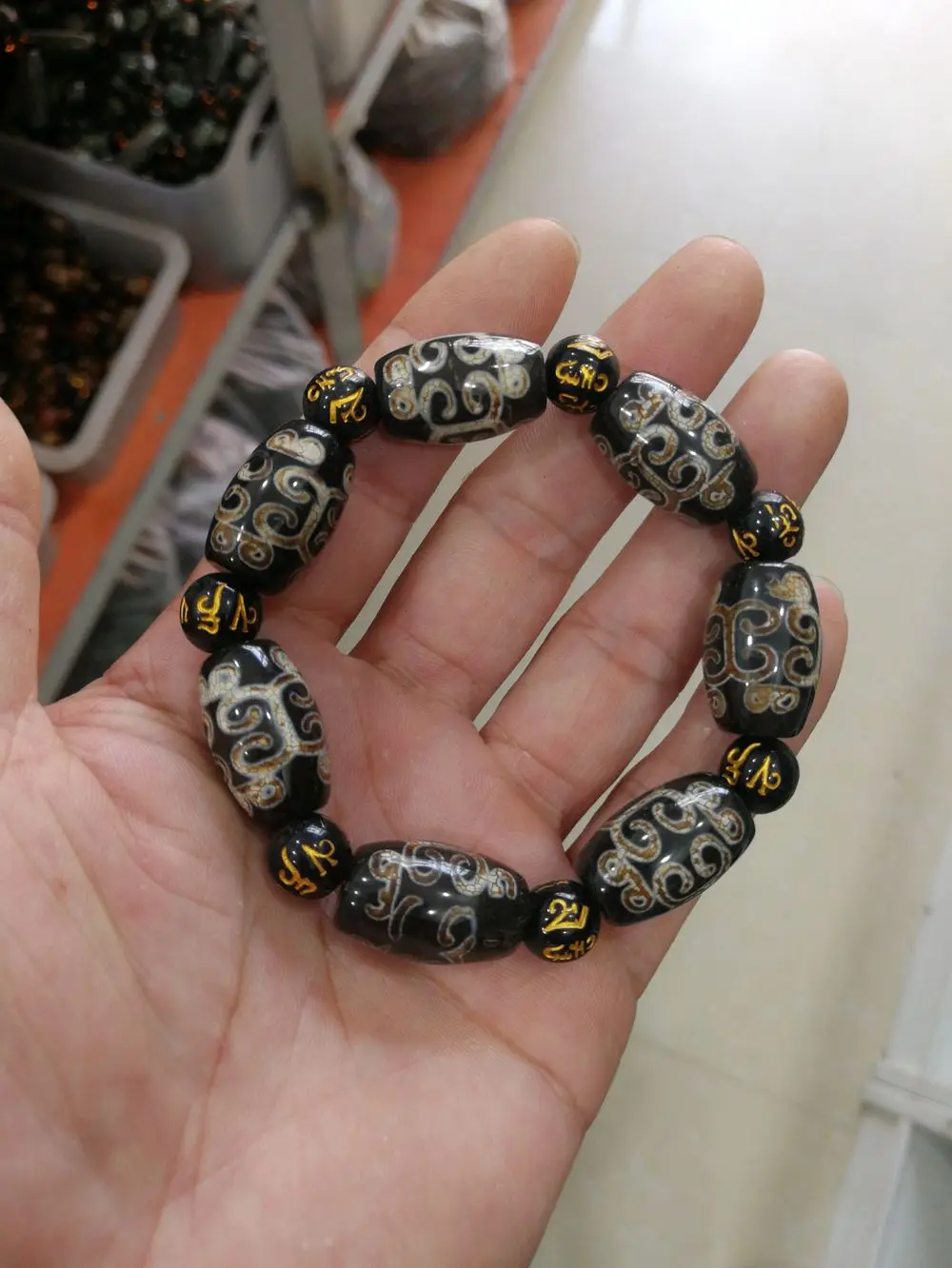 

Wonderful Tibetan Dzi Bead Bangle Amulet nature Vein Bead bracelet Lucky Talisman 14*21mm