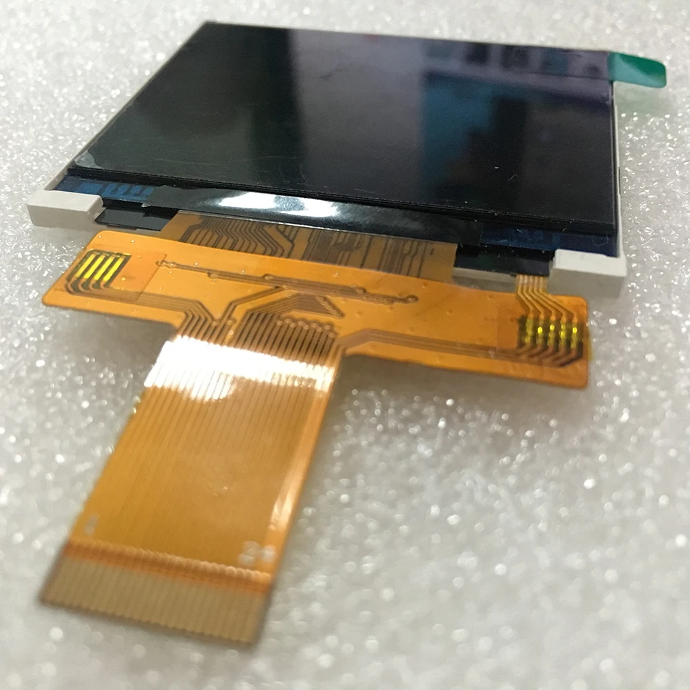 2,31 inch TFT 320*240 TN typ MCU/SPI interface IC: ILI9342C LCD display