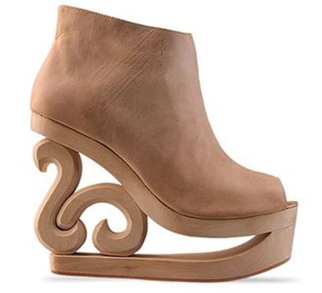 Luxury Fretwork Wood Heel Ankle boots Peep Toe Woman High Platform Carved Abnormal Wedge Heels Summer Real Leather Wedding Shoe