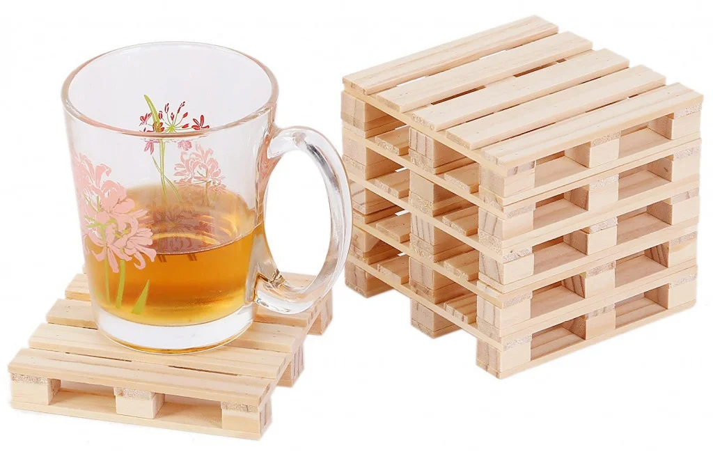 1PCS Square Mini Wooden Pallet Beverage Square Coasters, for Hot and Cold, Beer Drinks Bars Restaurants Living Rooms