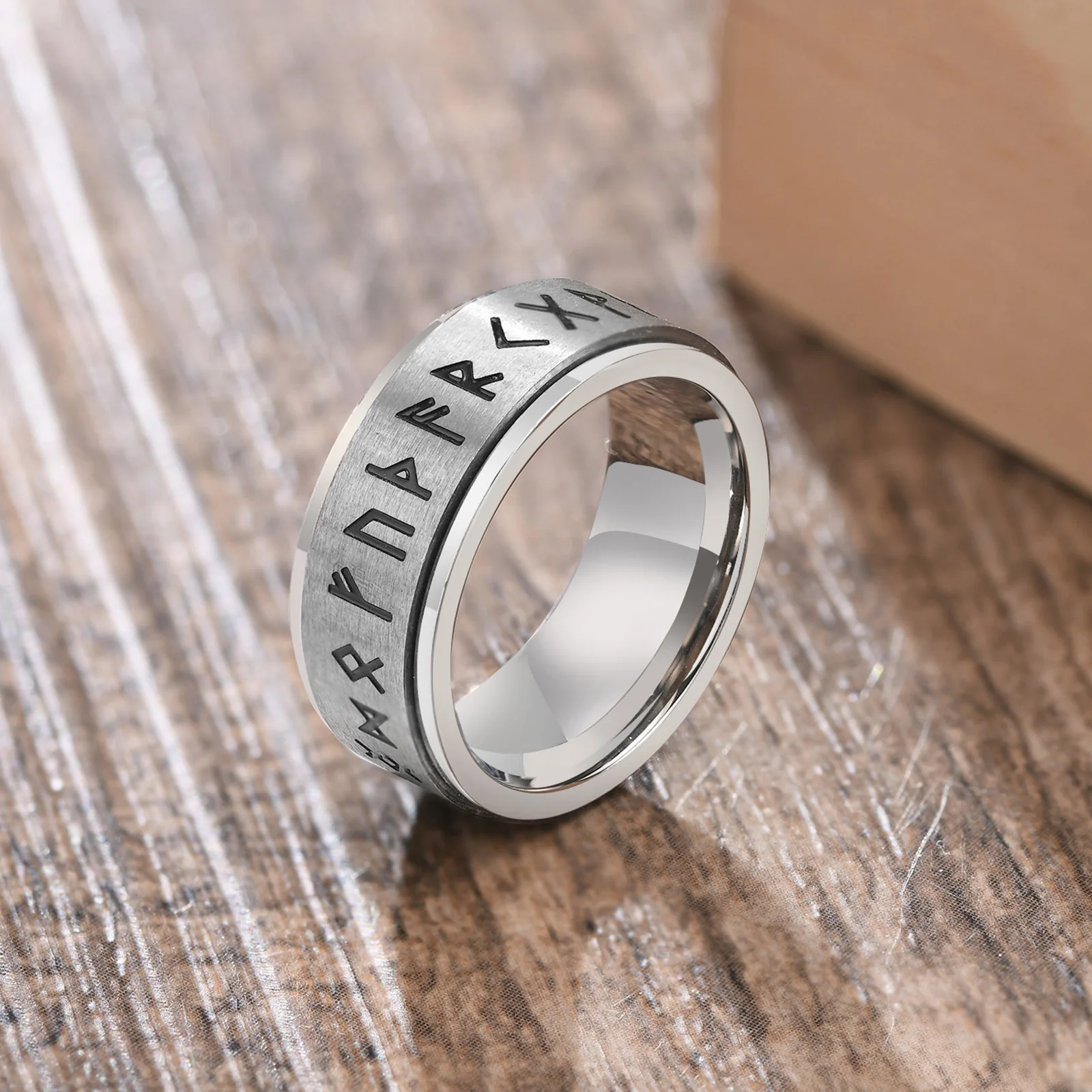 VNOX Viking Rune Spinner Ring for Men, 6/8mm Stainless Steel