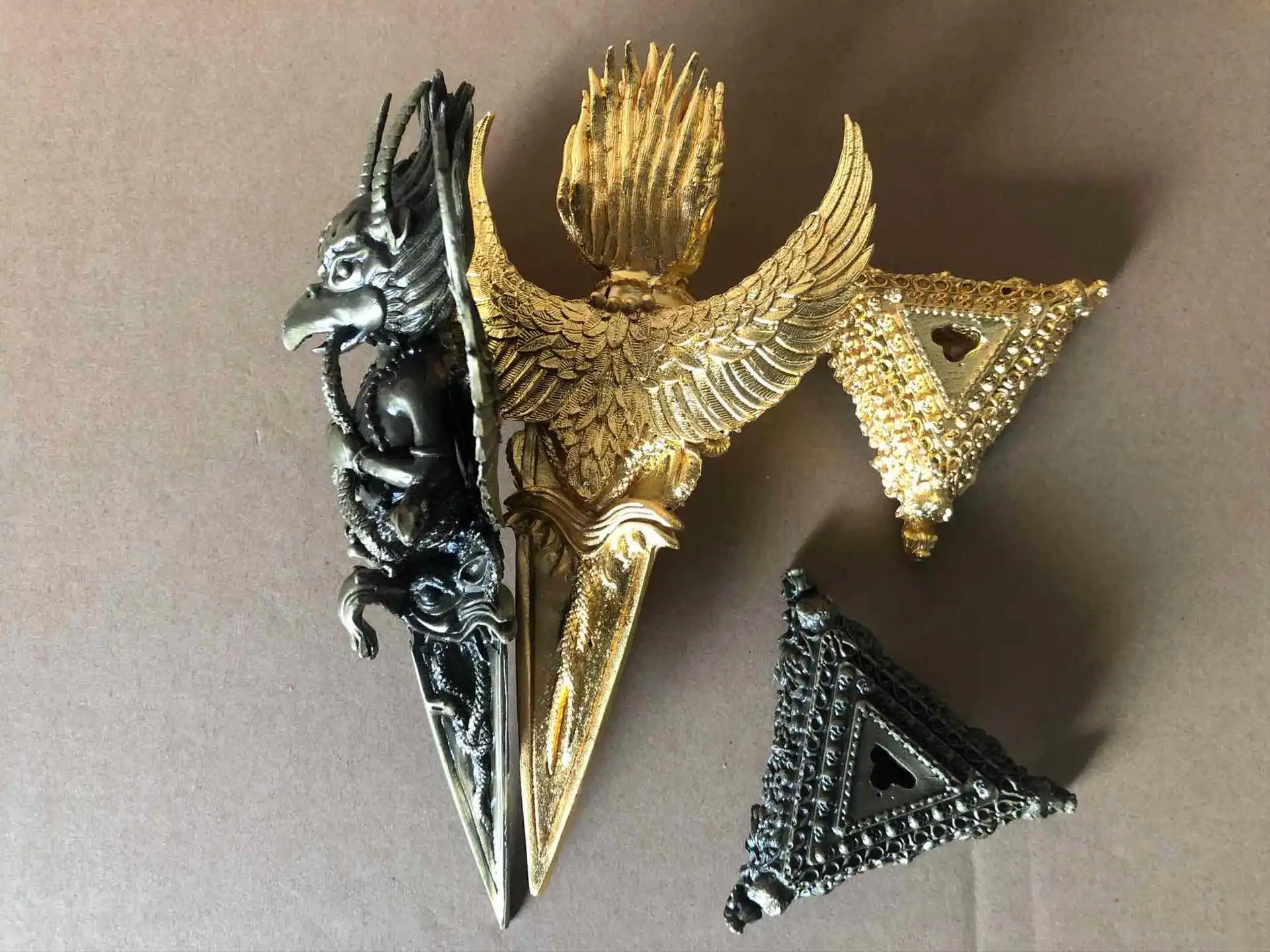 Vajra Pestle Pure Copper Alloy Gold-winged Dapeng Bird Diamond Plaque with Base Metal Crafts Tibetan Buddhism Secret Patriarchal