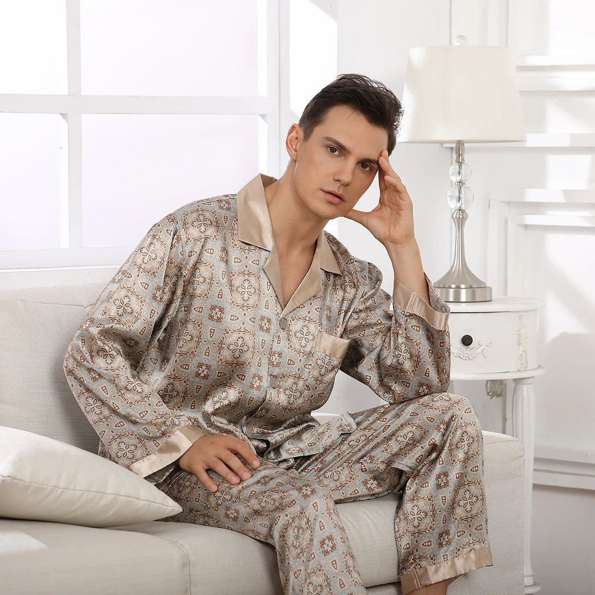 

Male Printed Silk V-Neck Cozy Soft Long Sleeve Nightgown Tops + Trousers Two Pieces Mens Pajama Set Homewear Pyjamas Sleepwear