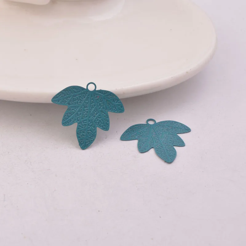 50pcs AC11127 20*23mm Maple leaves Charms Silver plated and Rose Gold Leaves Pendant  Earring Findings For Woman Bijoux image 5