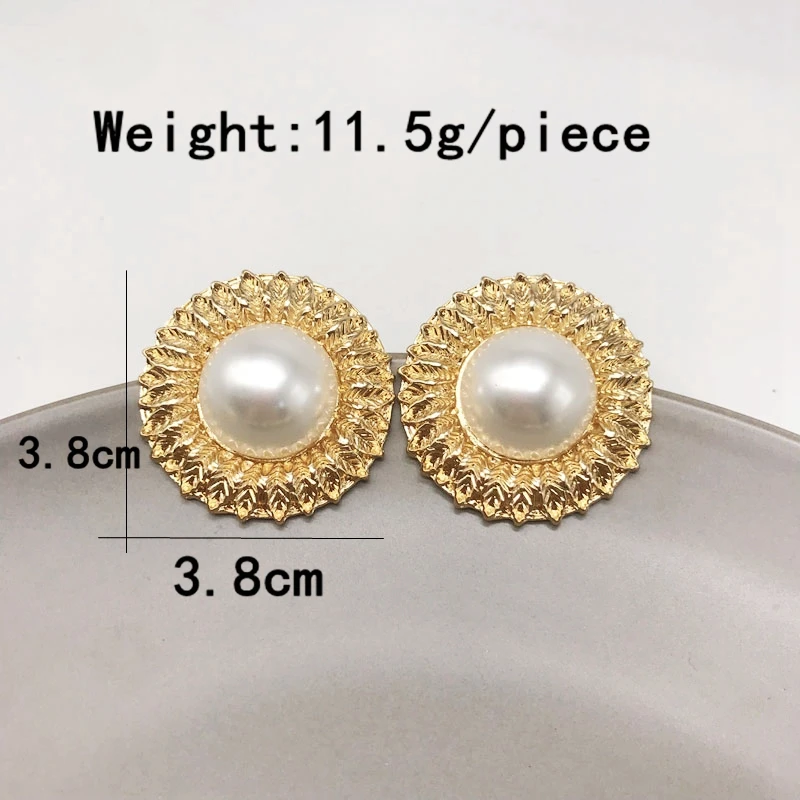 Geometric Elegant Alloy Fashion Earring Statement Metal Heart Round White Pearls Jewelry