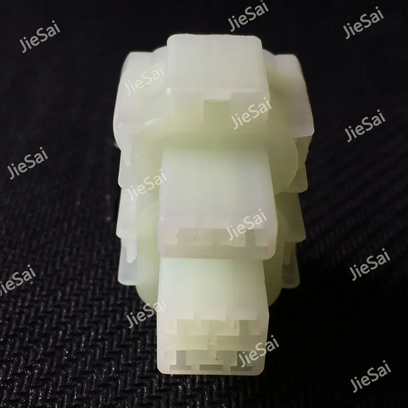 Auto Cable Male Harness Connector 6 Pin Socket