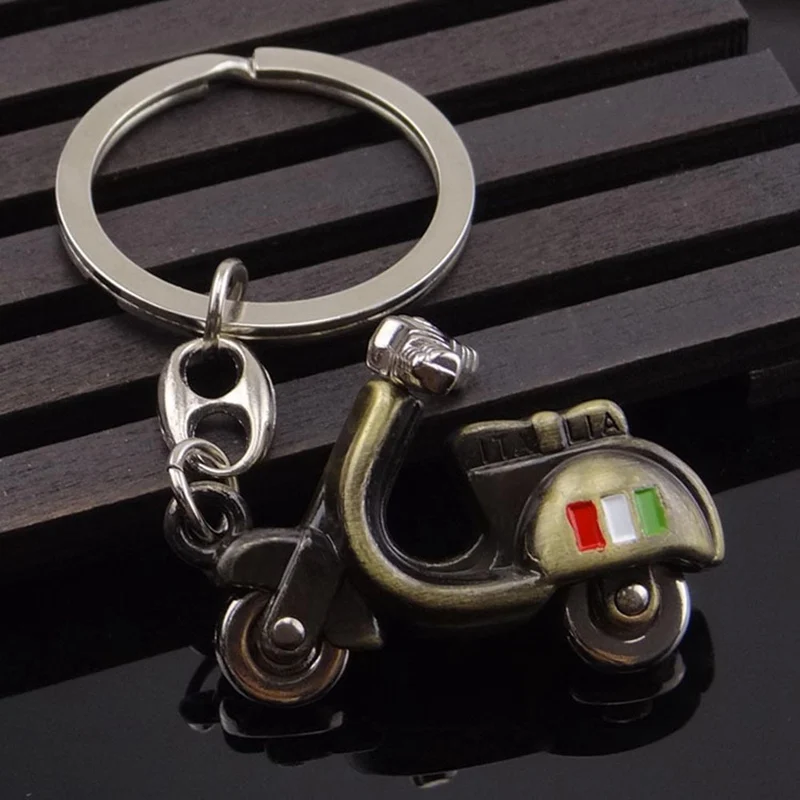 3D Motorcycle Keychain for Vespa Piaggio 125 Ducati Honda Suzuki Car Metal Keyring Funny Key Decoration