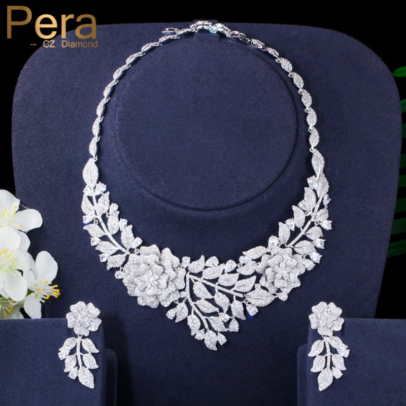 

Pera Gorgeous Shiny White CZ Stone Big Flower Leaf Charm Earring Necklace Luxury Bridal Wedding Party Jewelry Set for Women J354