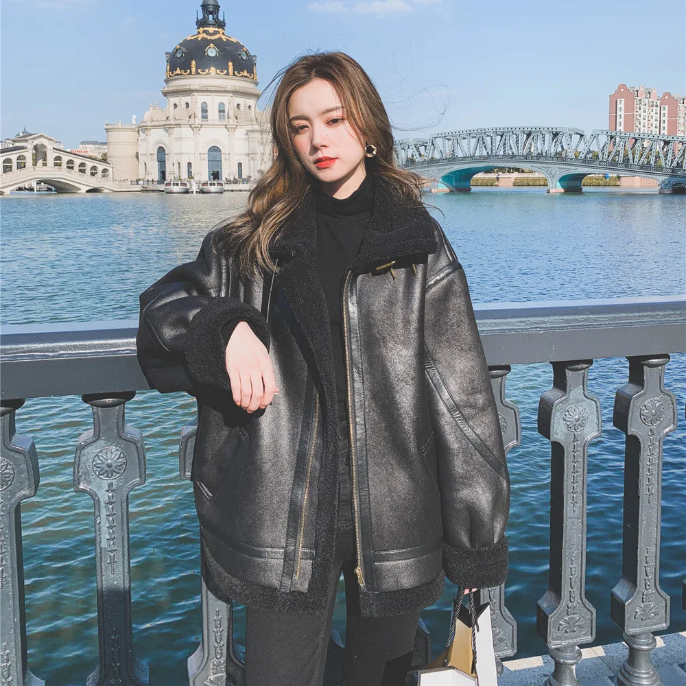 Lamb Fur Coat Deerskin Jacket Women Winter Motorcycle Clothing Loose Streetwear Retro Jacket Fur Leather Jacket Aviator Jacket