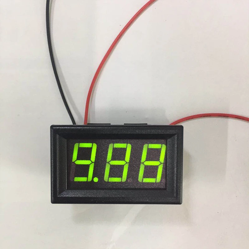 Infine tre/Due fili DC voltmetro DC3.5V-30.0V voltmetro digitale 0.56 LED tubo digitale display digitale metro