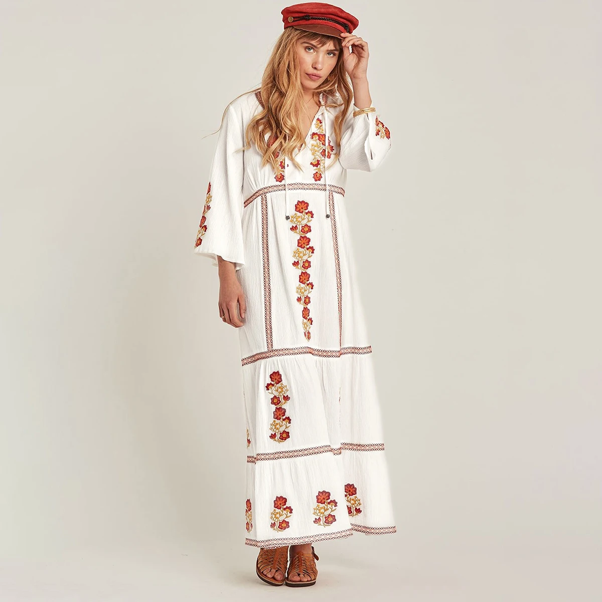 Jastie czeski wakacje kobiety sukienka w stylu Boho w kwiaty haftowane sukienki dekolt z długim rękawem jesień Maxi sukienki dla kobiet Vestidos