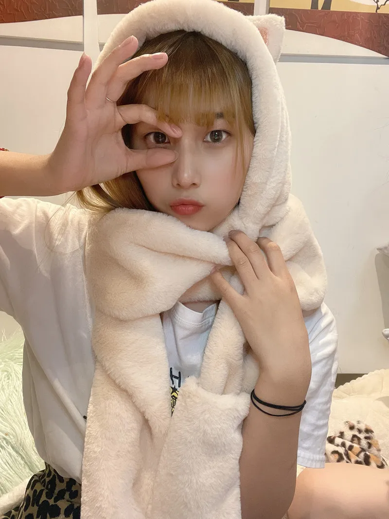 New Autumn/Winter 2023 Girls Hot Hat With Double Scarf and Gloves White Pink Skin Tone Grey Leisure Taking Pictures On a Date