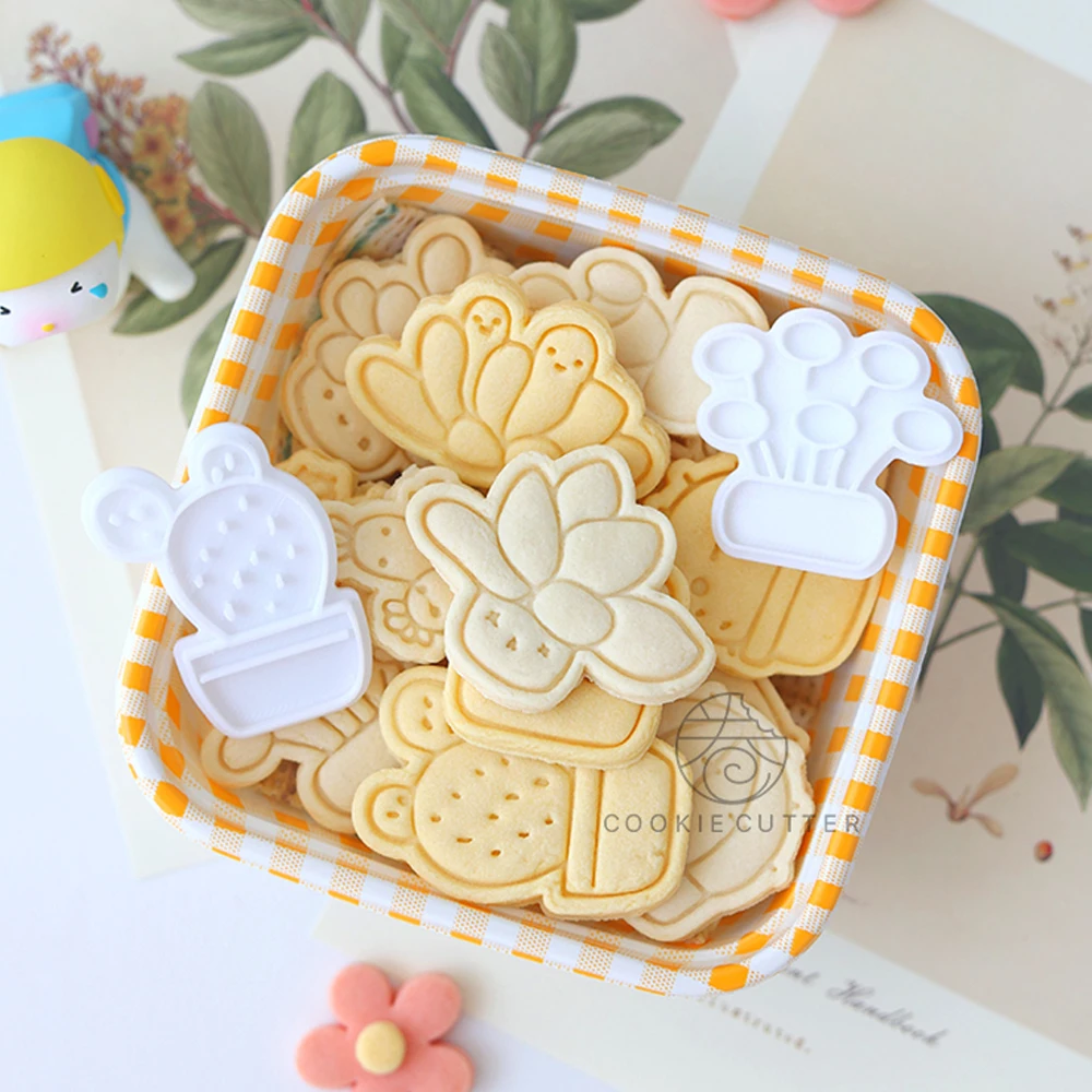 1Pc Biscuit Mold Cartoon Plant Cactus Succulents Shape Cookie Mold 3D Cookie Stamp Pressing Home DIY Kitchen Baking Tools