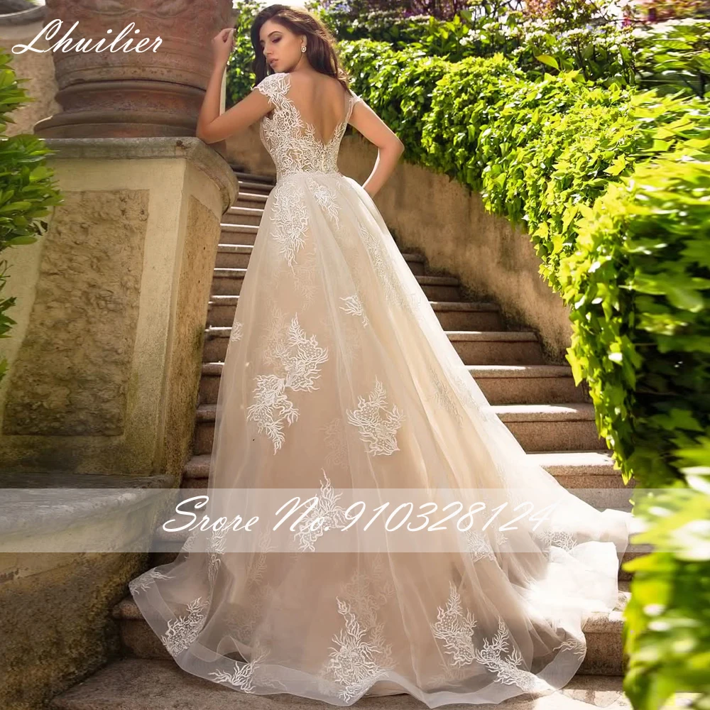 Suknie ślubne syreny z koronki iluzorycznej Lhuilier, szyte na miarę, długość do podłogi, zdobione koralikami, z paskiem i odpinanym trenem.