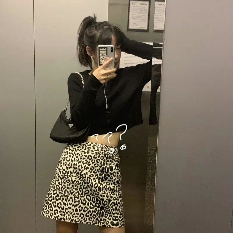 Leopard Skirts Women Summer All-match Sexy Design Streetwear Empire Mini Elegant Vacation Classic Vintage Slim Fit Chic Stylish