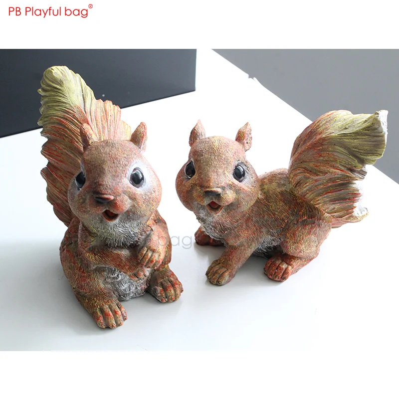 Resin handicraft squirrel Family yard / Garden decoration model squirrel figure Simulated Wild animals Children learn toys HE70