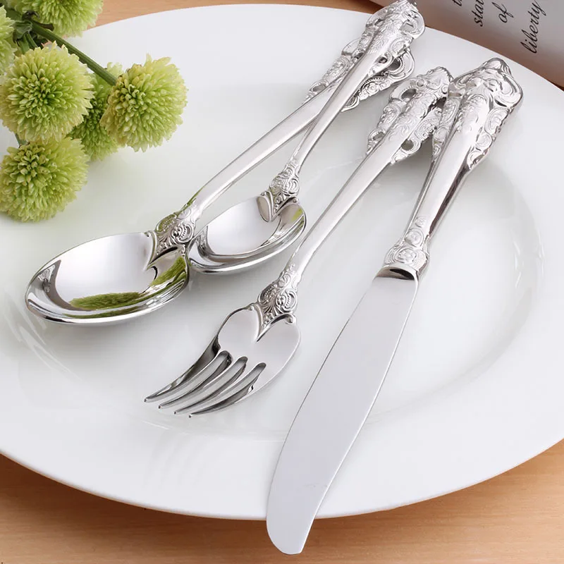 18/10 Stainless Steel European Classic Style Dinnerware Flower Engraving Handle Silverware 24pcs Vintage Silver Cutlery Set