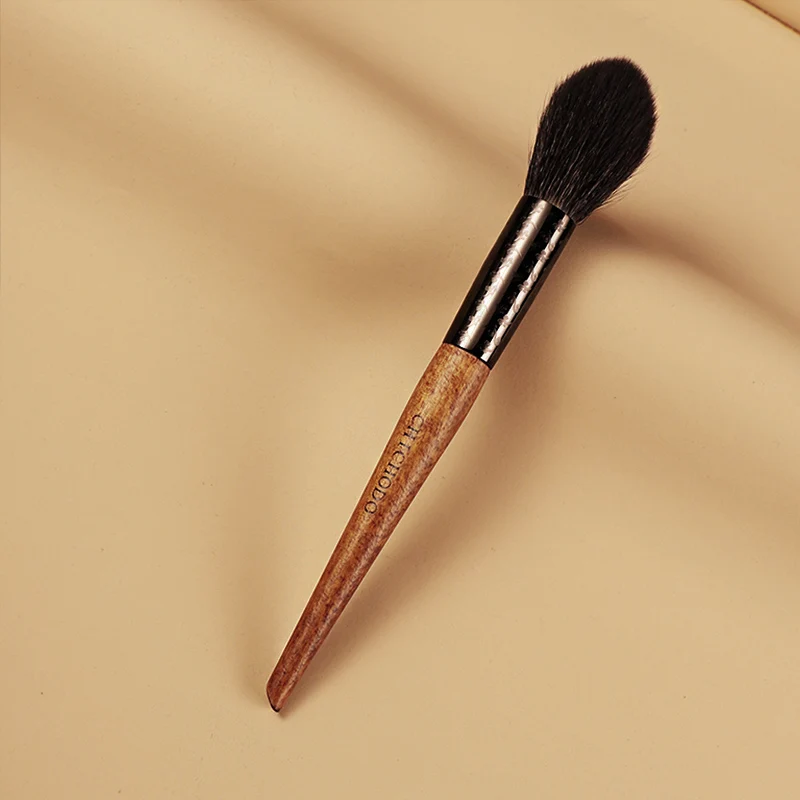 CHICHODO Makeup Brush-Amber Series Carved Tube Natural Hair Brush-Goat Hair Blusher Brush-Make up Tools Blusher Pen Natural-F207