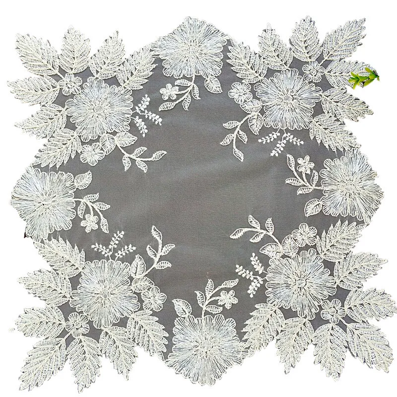 European Lace Fabric Seiko Flower Embroidery Tablecloth Dust Cloth Balcony Small Round Table Tapete Christmas Wedding Decoration