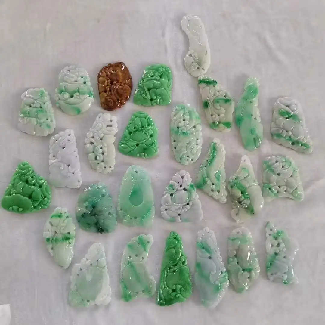 

1pcs/lot pure natural jadeite jade animal and plant auspicious pattern ornaments handles car hanging jewelry folk-custom gem