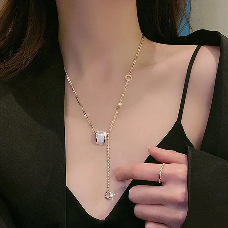 Luxury Metal Women Necklace Design Feeling Letter H Inlaid With Crystal Stone Pendant Neck Chain Sexy Girl Necklet Jewelry Gifts