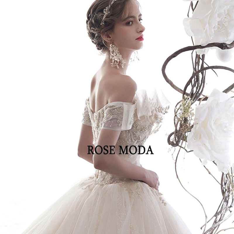 Rose Moda Berkilauan Quinceanera Gaun Gaun Pengantin Putri Debutante Gaun Renda Kembali