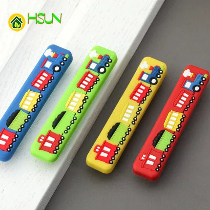 

2Pcs small train soft rubber cartoon safety handle Children's room red yellow blue green drawer train handle kindergarten door