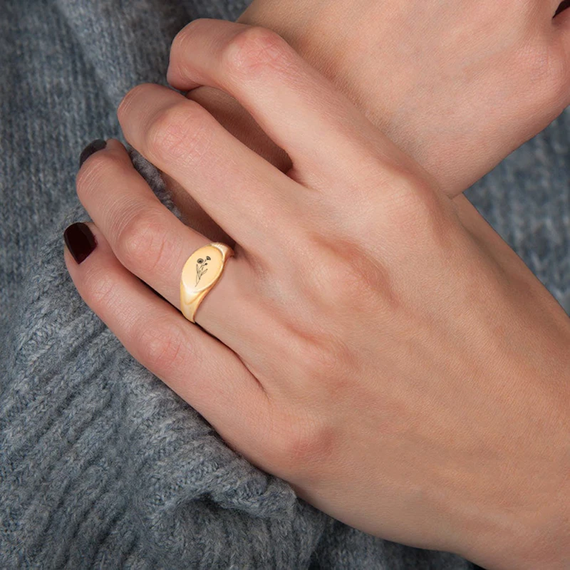 Oval Tiny Pinky Signet Ring for Women Custom Handwrite Initial Name Ring Female Finger Ring